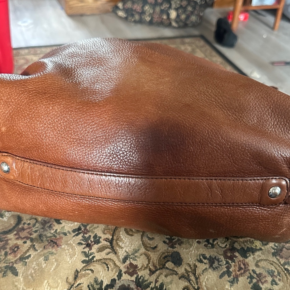 Banana Republic Leather hobo slouchy Shoulder Bag in Brown - Picture 7 of 14